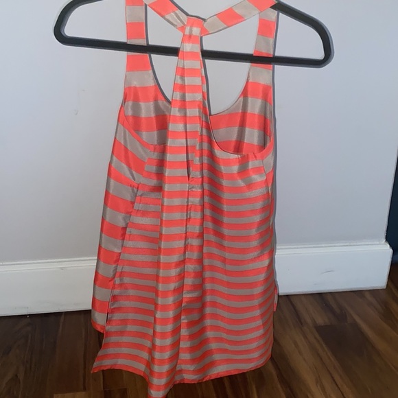 BCBGMAXAZRIA Edita Striped Silk Twist Back Slit Scoopneck Hi Low Tank Top S - Picture 3 of 6